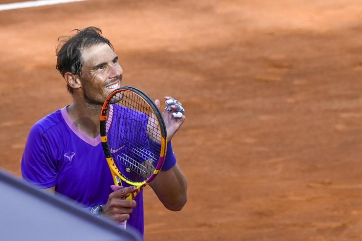 Lo zio calciatore in foto col futuro campione di tennis: chi è questo bimbo?