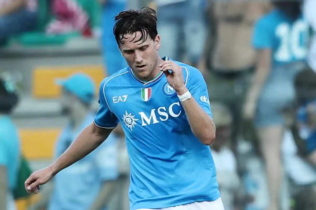 Zielinski non vuole lasciare il Napoli - www.ilveggente.it