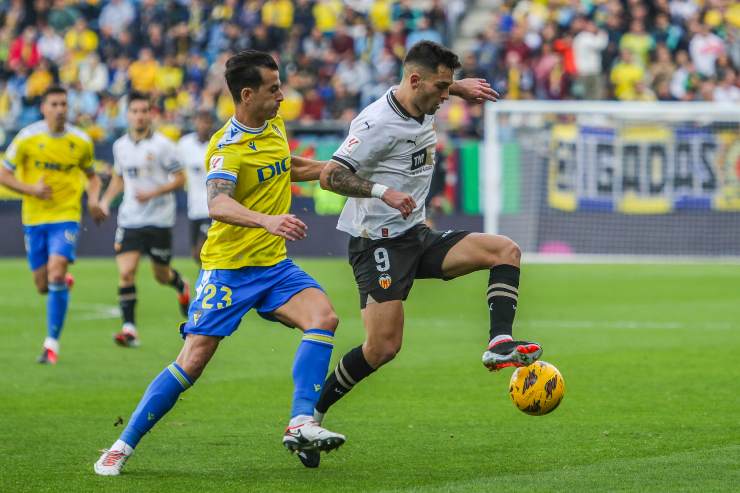 Alaves-Cadice, Liga: diretta tv, formazioni, pronostici