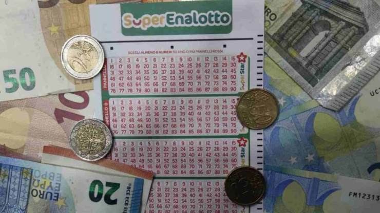 10mila euro Superenalotto concorso Un'estate a mille