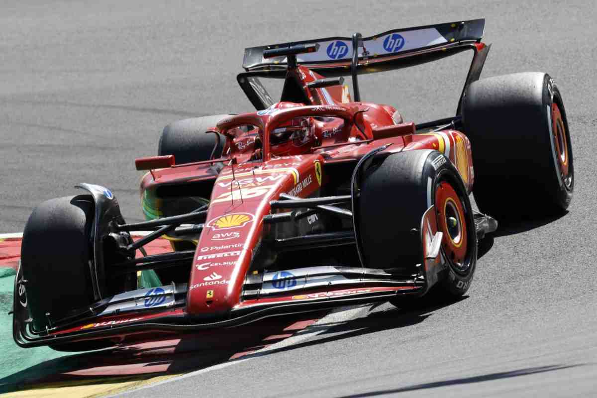 Leclerc distrugge la Ferrari