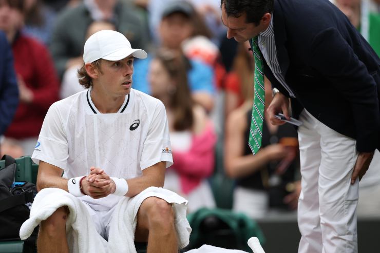 Quarto testa a testa tra de Minaur e Djokovic