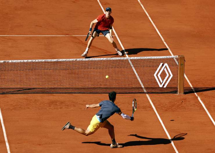 Amritraj parla di Sinner e Alcaraz: "Sanno come battere Djokovic"