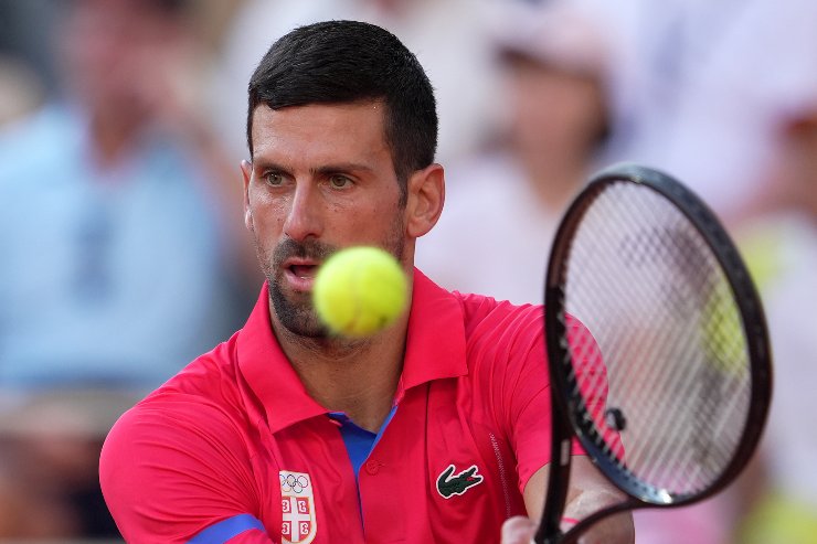 Djokovic Olimpiadi dimentica Sinner