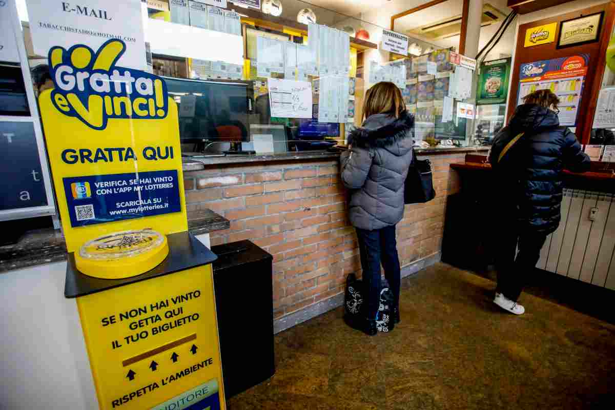 Gratta e Vinci, tutti pazzi per il nuovo tagliando €50 & €100