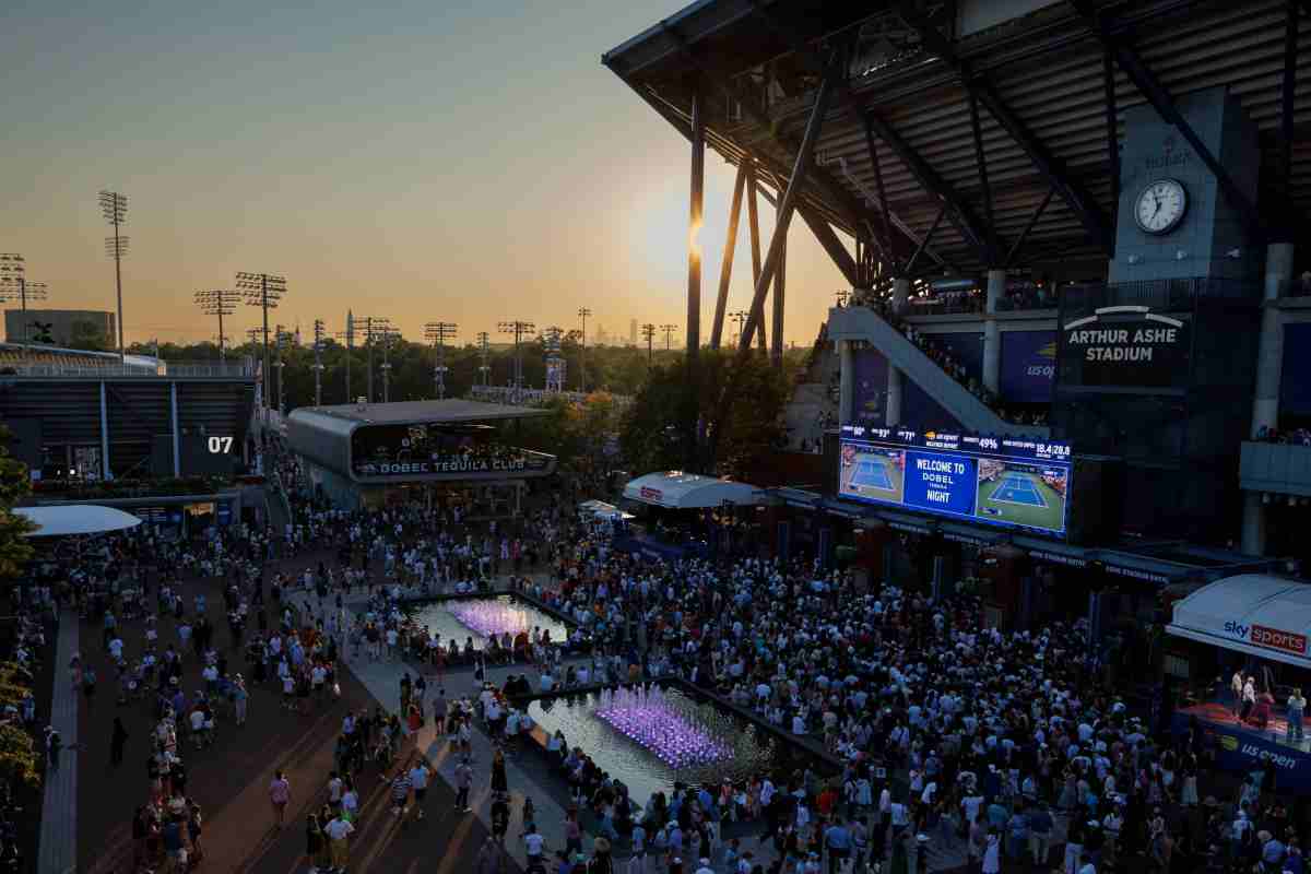 Seleziona US Open, in palio gli ultimi pass per i quarti di finale: pronostici lunedì 2 settembre US Open, in palio gli ultimi pass per i quarti di finale: pronostici lunedì 2 settembre