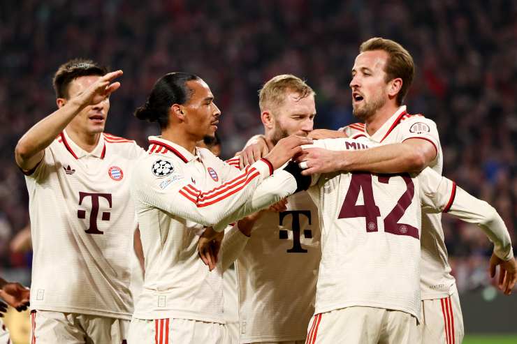 I giocatori del Bayern Monaco in festa dopo un gol