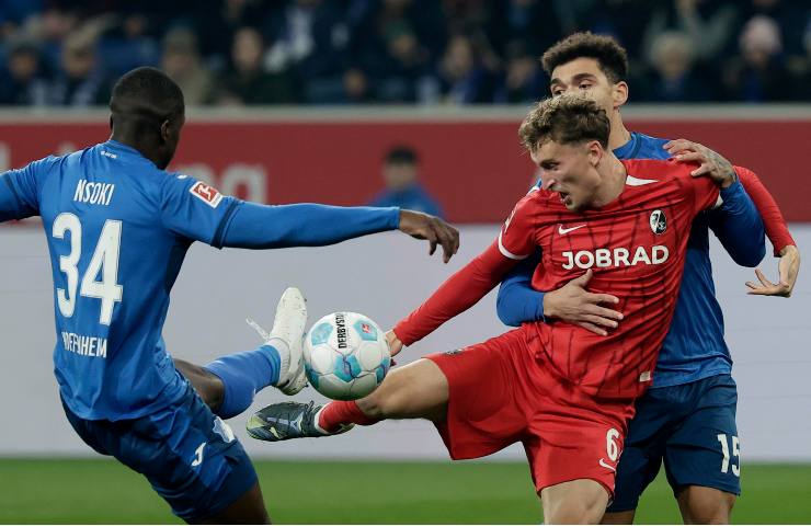 Osterhage del Friburgo contro l'Hoffenheim