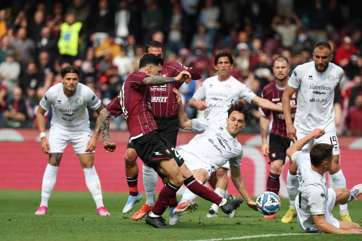 Pronostico Spezia Salernitana: tutto ribaltato anche dietro