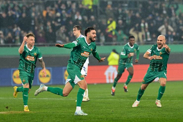 Bejlo esulta dopo un gol
